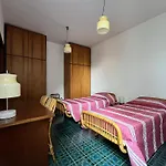 Villa Nella Back To 70' *